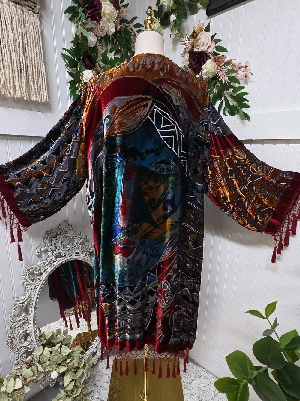 Chico's Multicolor Velvet Fringe Kimono with Artistic Face Motif 🎨 *Rare Find*